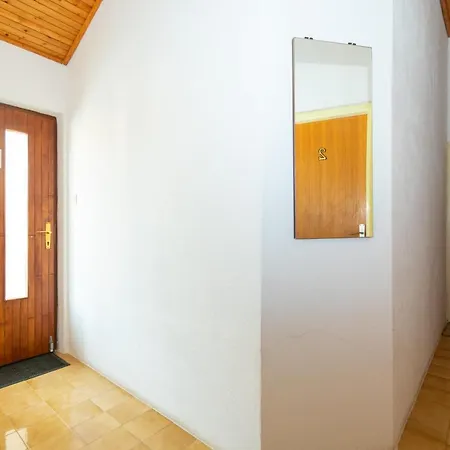 Apartman Mandre 4101b