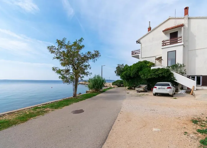 Studio Mandre 4101b Apartman Kolan