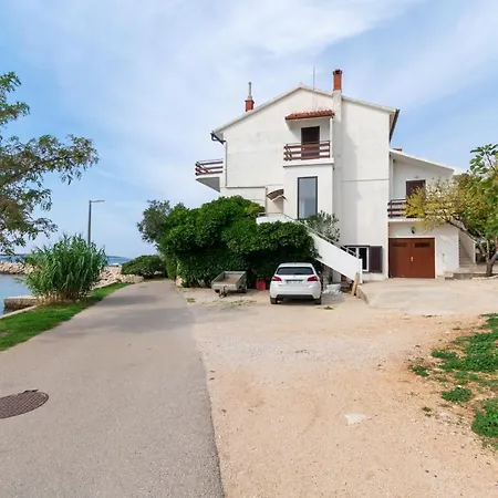 Apartmán Mandre 4101b *